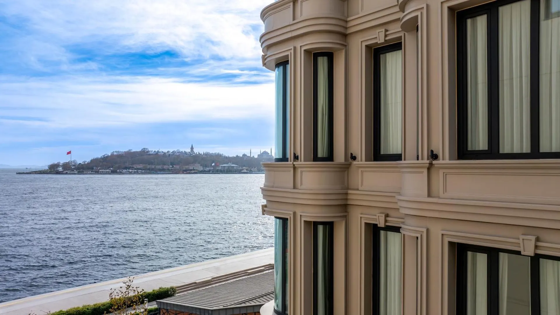 Dream Inn Karakoey Bosphorus Стамбул 0*,  Турция